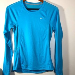 NikeFITDRY (2 shirts included)